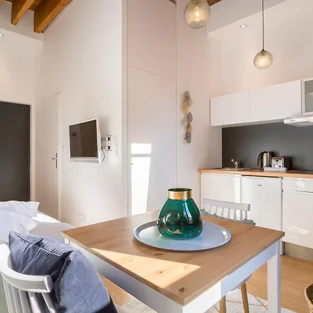 Like - Saint Nizier Appartement *